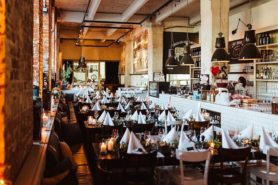 Heiraten in der Werkskantine, Frankfurt