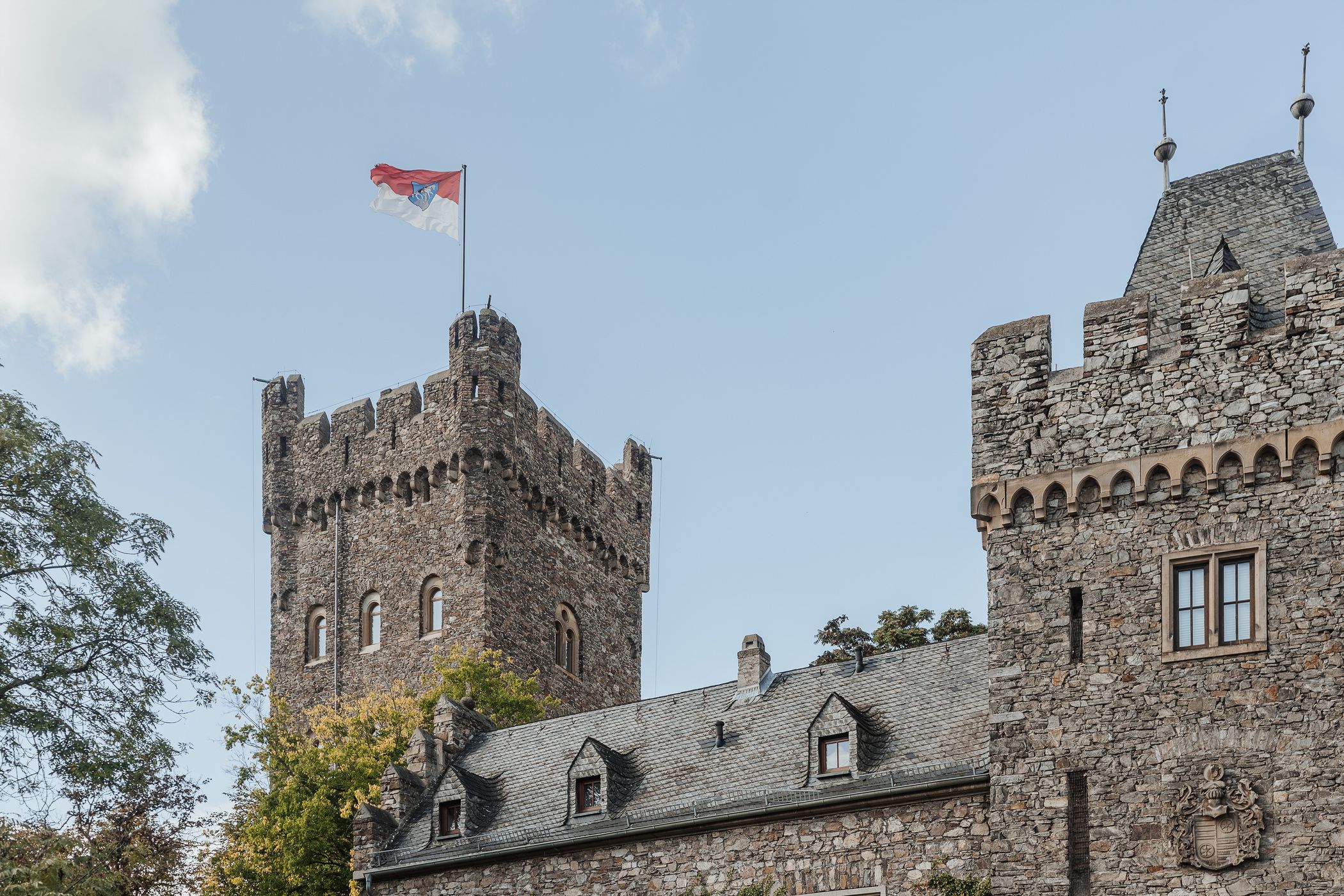 Heiraten auf Burg Klopp: Tipps zur standesamtlichen Trauung in Bingen am Rhein​