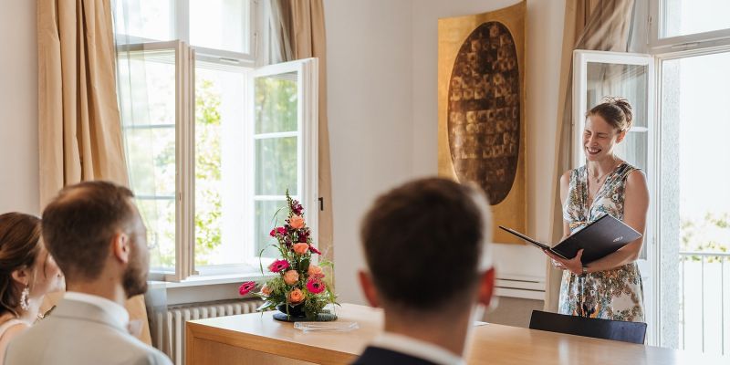 Standesamtliche Trauungin Rüsselsheim