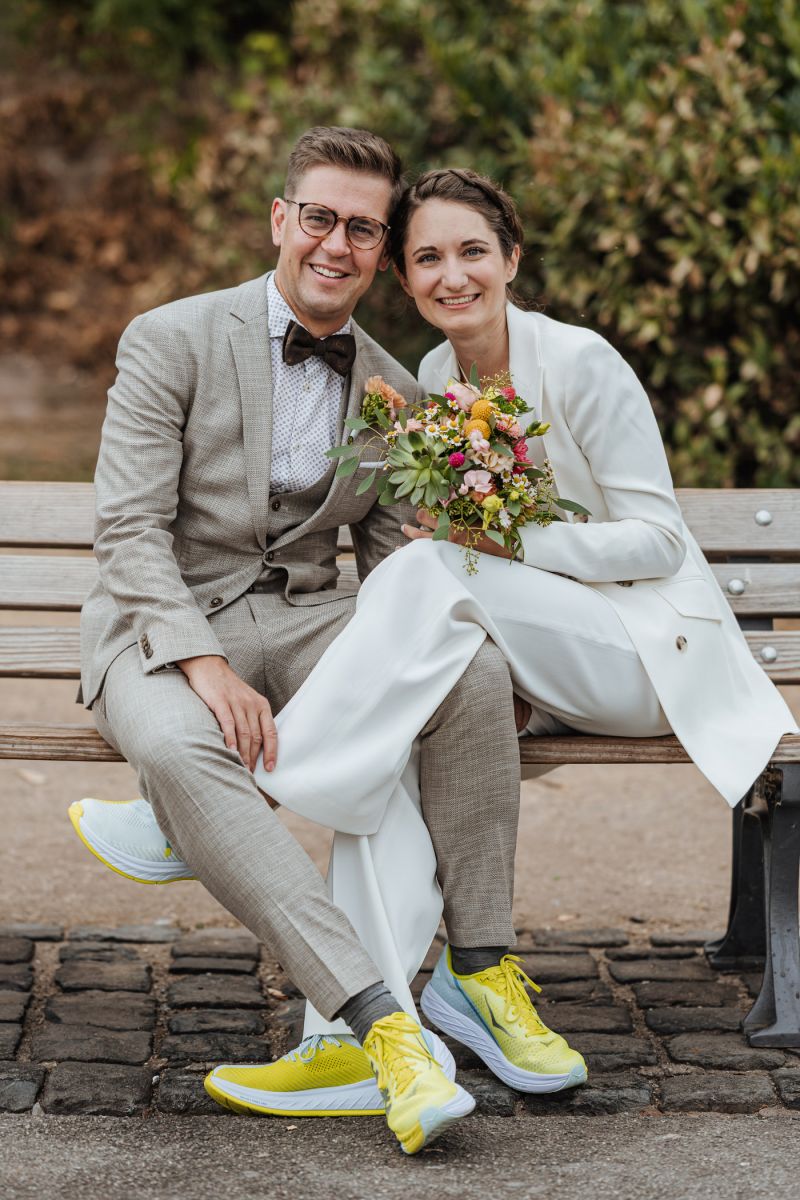 Hochzeit von Sportler:innen am Römerberg